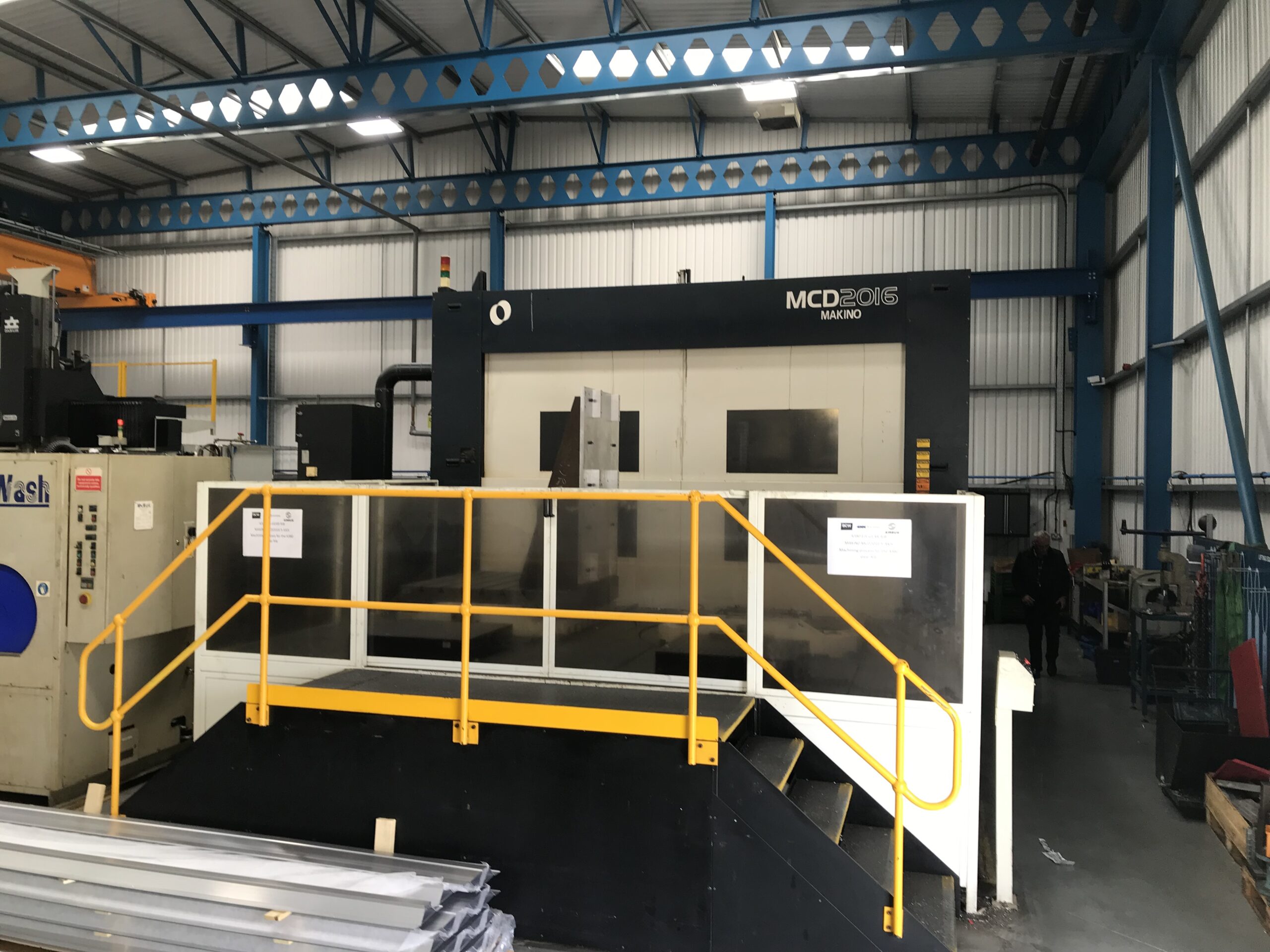 SOLD - 2005 MAKINO MCD-2016 Horizontal Machining Centre