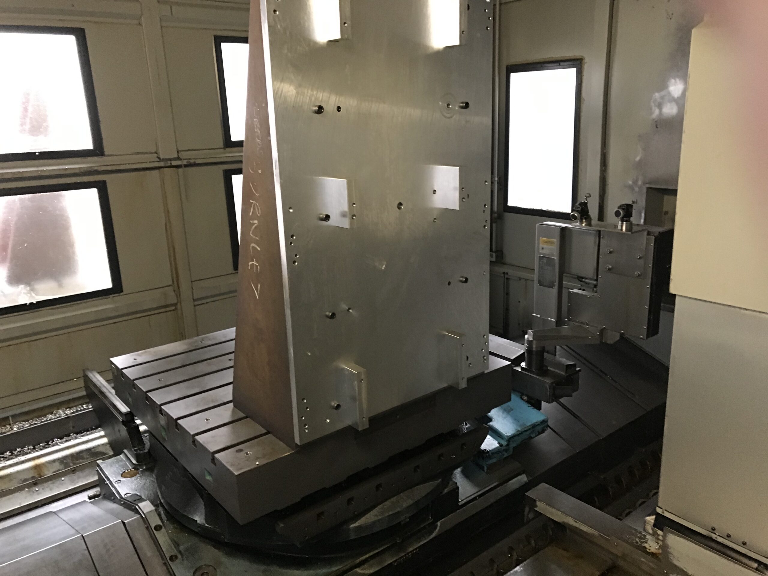 SOLD - 2005 MAKINO MCD-2016 Horizontal Machining Centre - Image 10