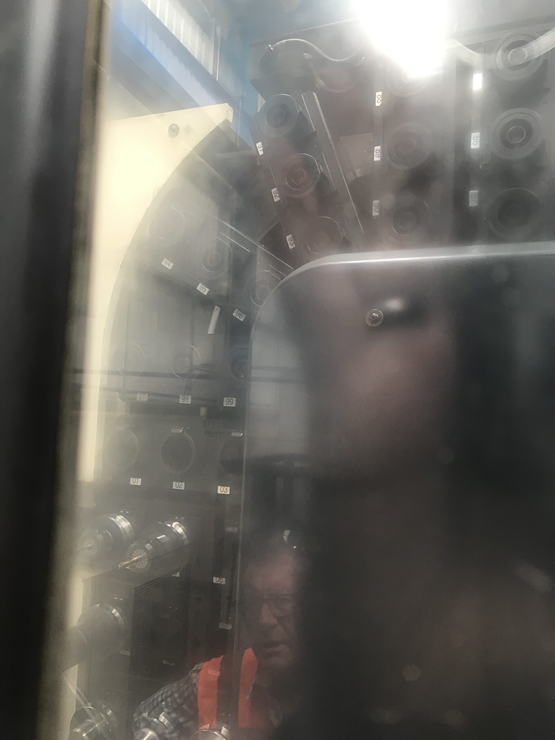 SOLD - 2005 MAKINO MCD-2016 Horizontal Machining Centre - Image 29